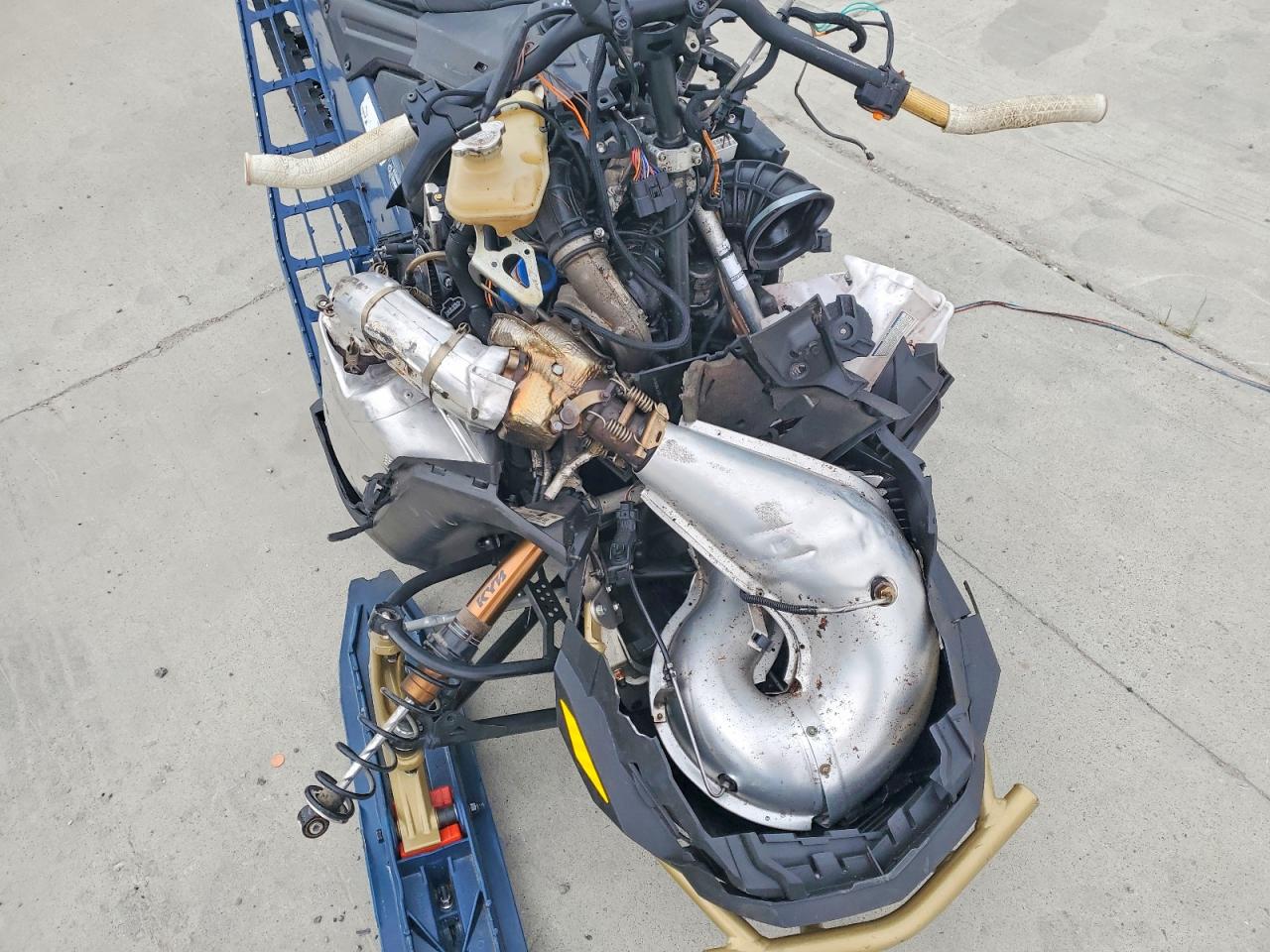Ski-Doo Summit