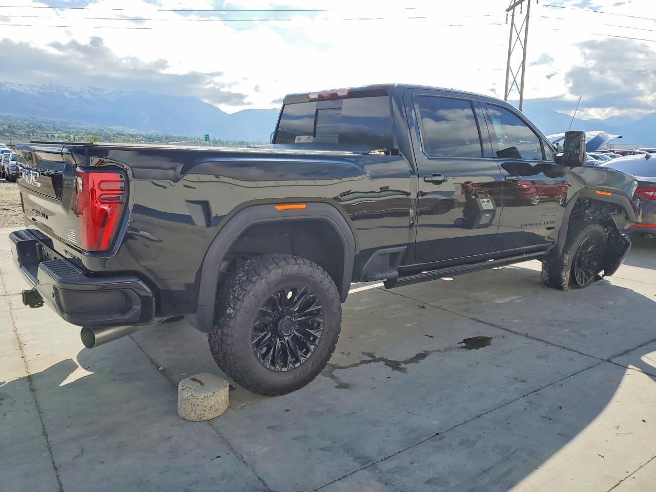 GMC Sierra K3500 Denali Ultimate