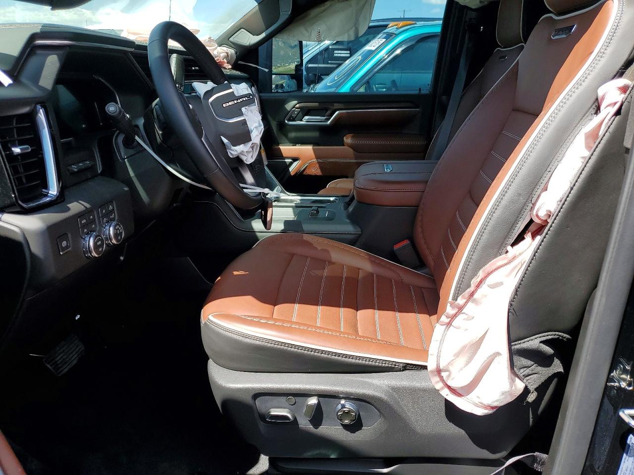 GMC Sierra K3500 Denali Ultimate
