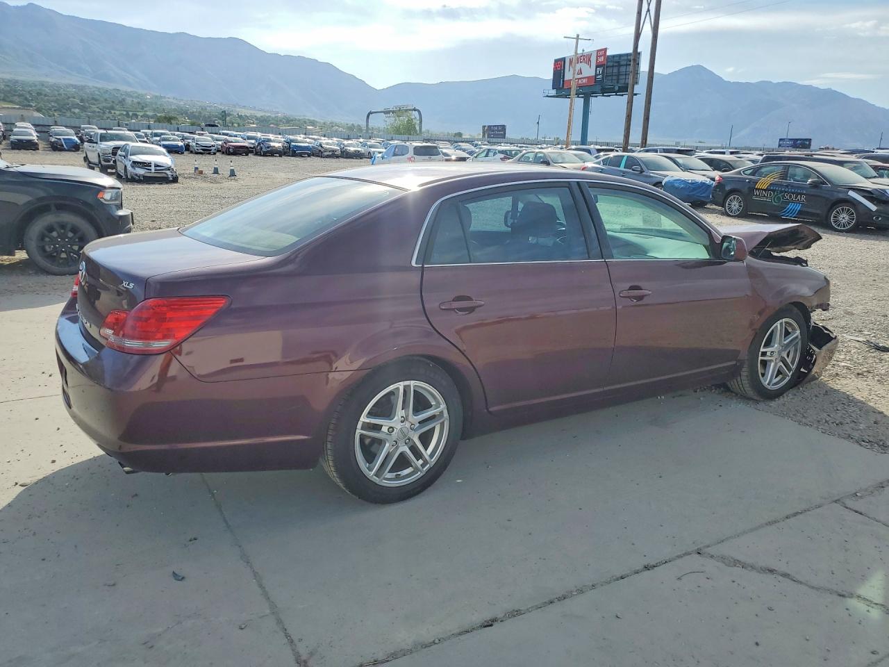 Toyota Avalon Xls