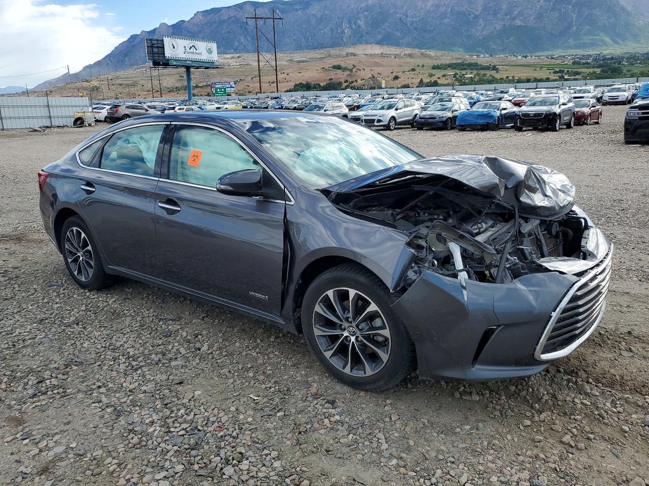 Toyota Avalon Xle Plus
