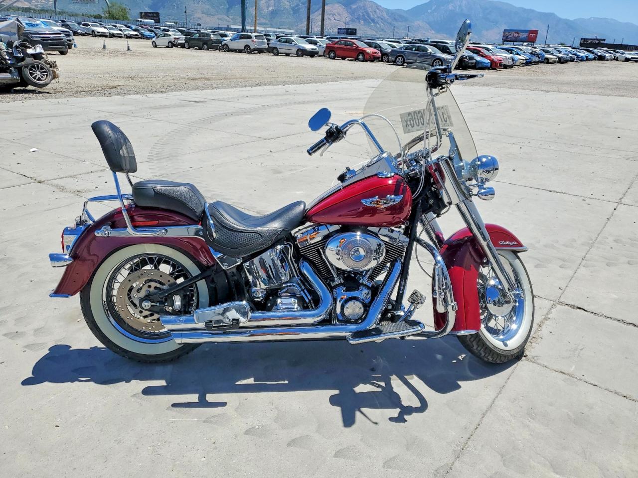 Salvage Harley-Davidson Fl Image