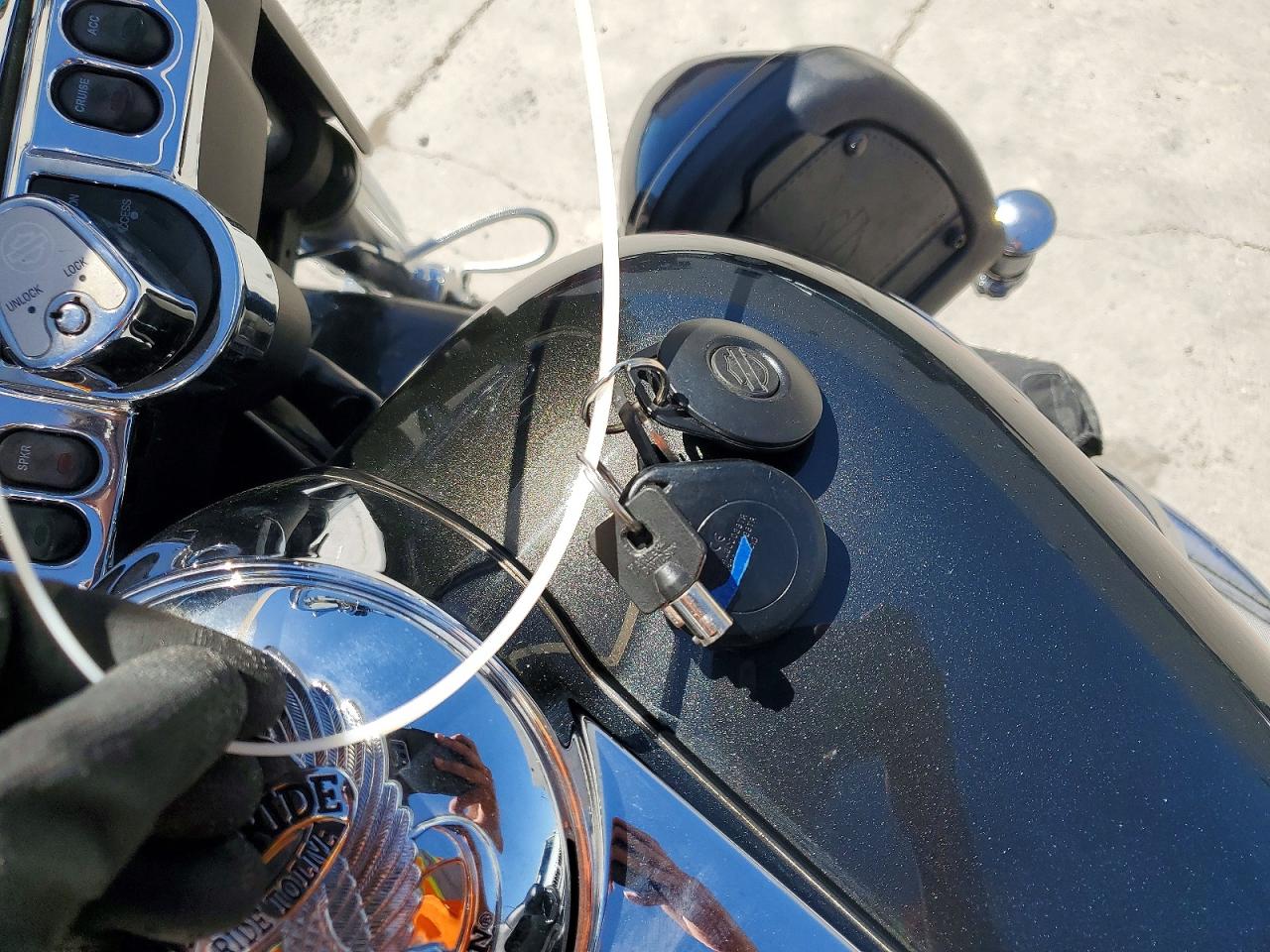 Harley-Davidson Fl