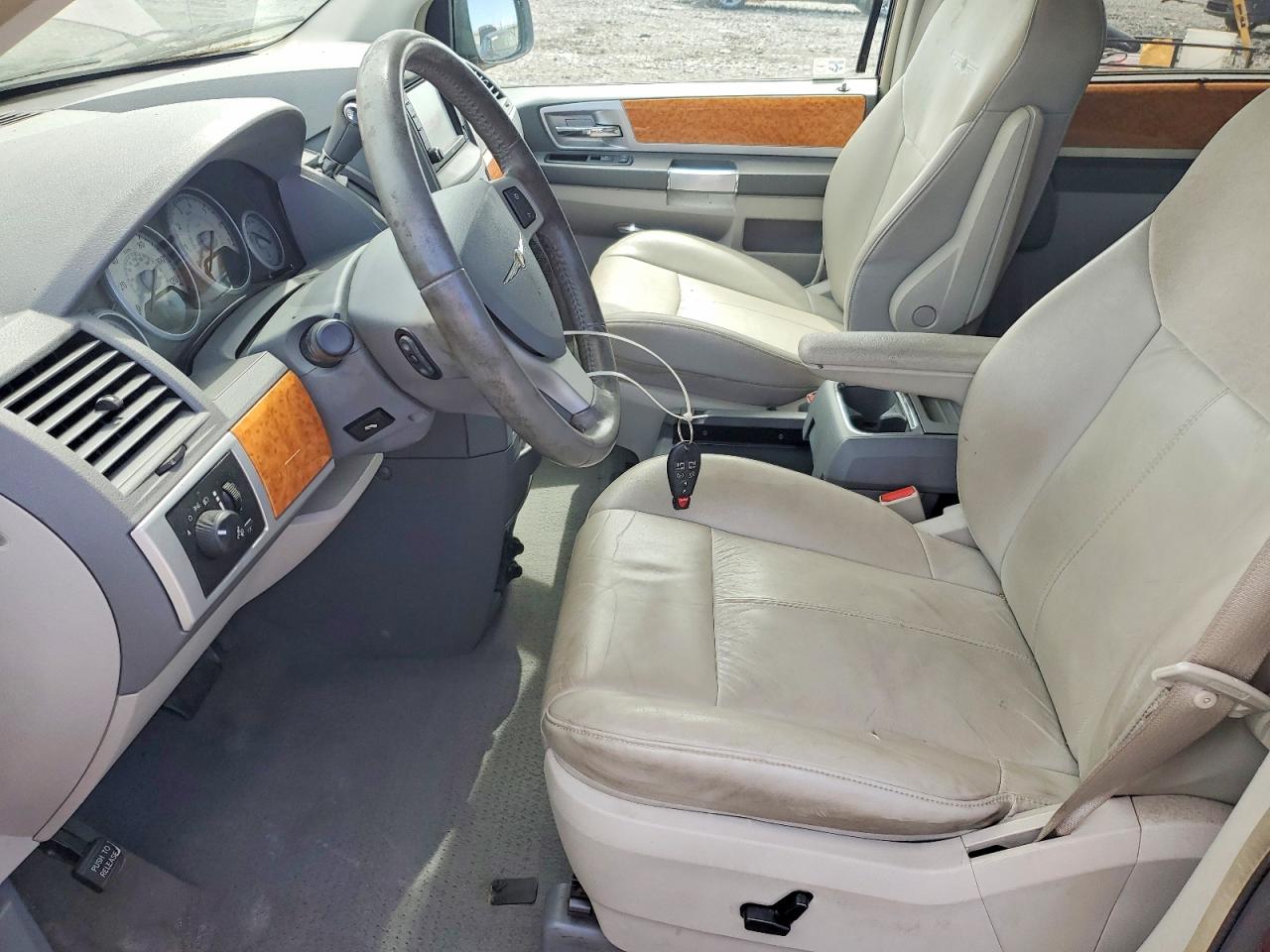 Chrysler Minivan