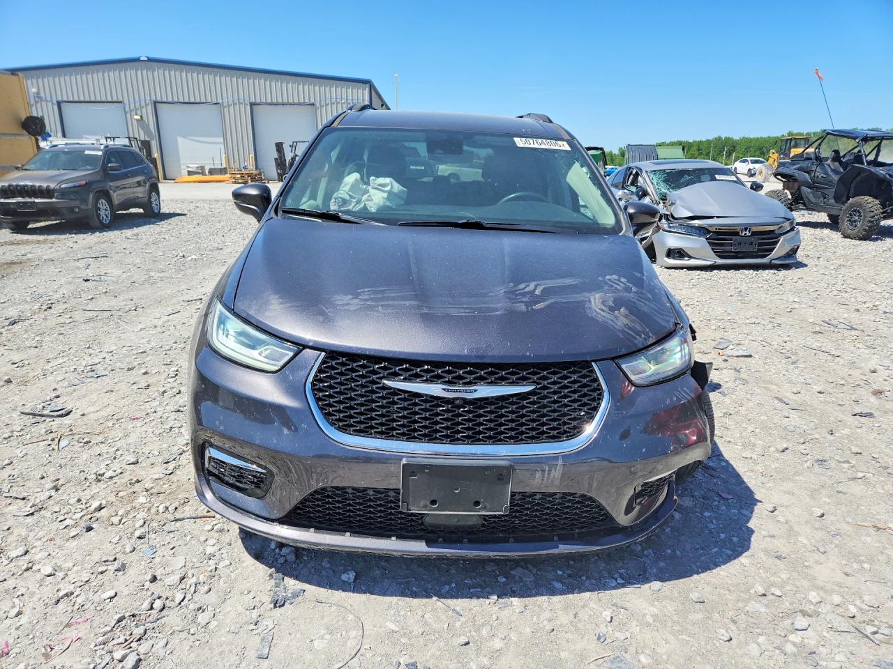 Chrysler Pacifica Touring L