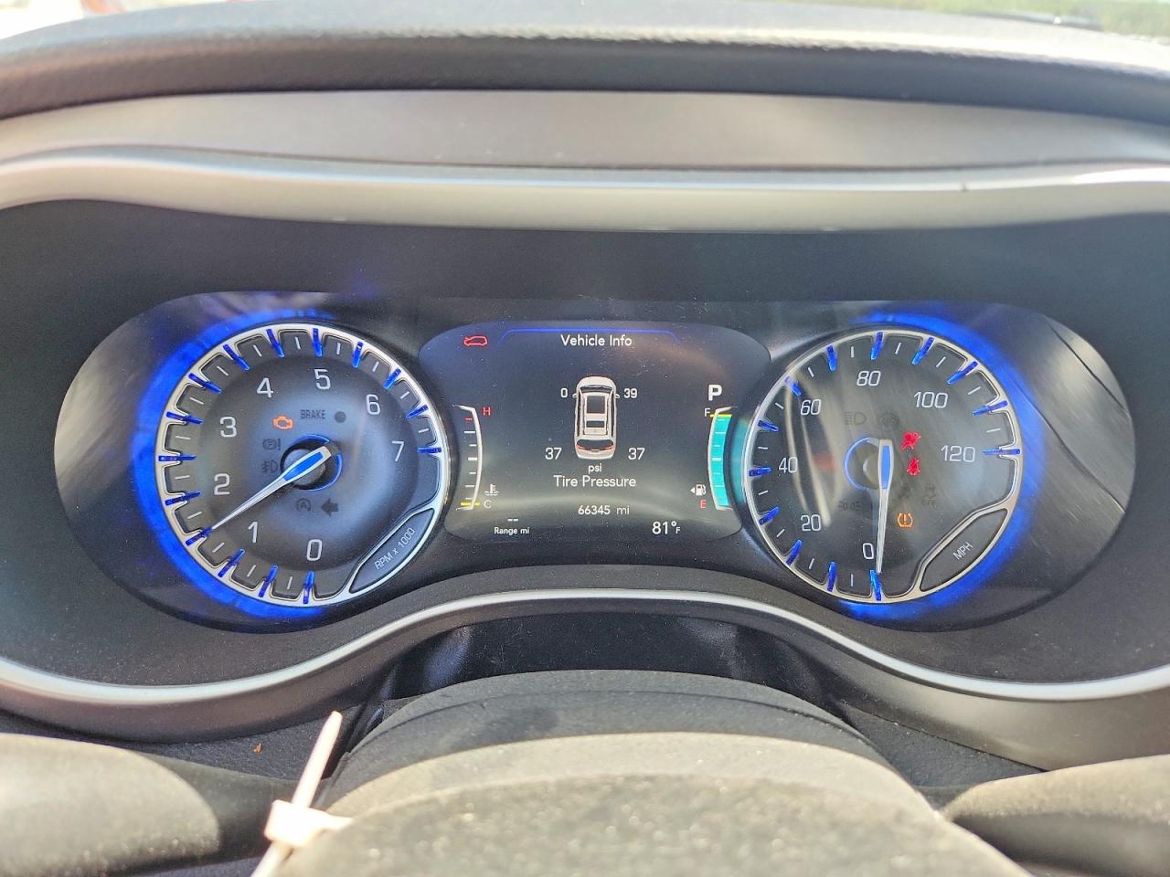 Chrysler Pacifica Touring L