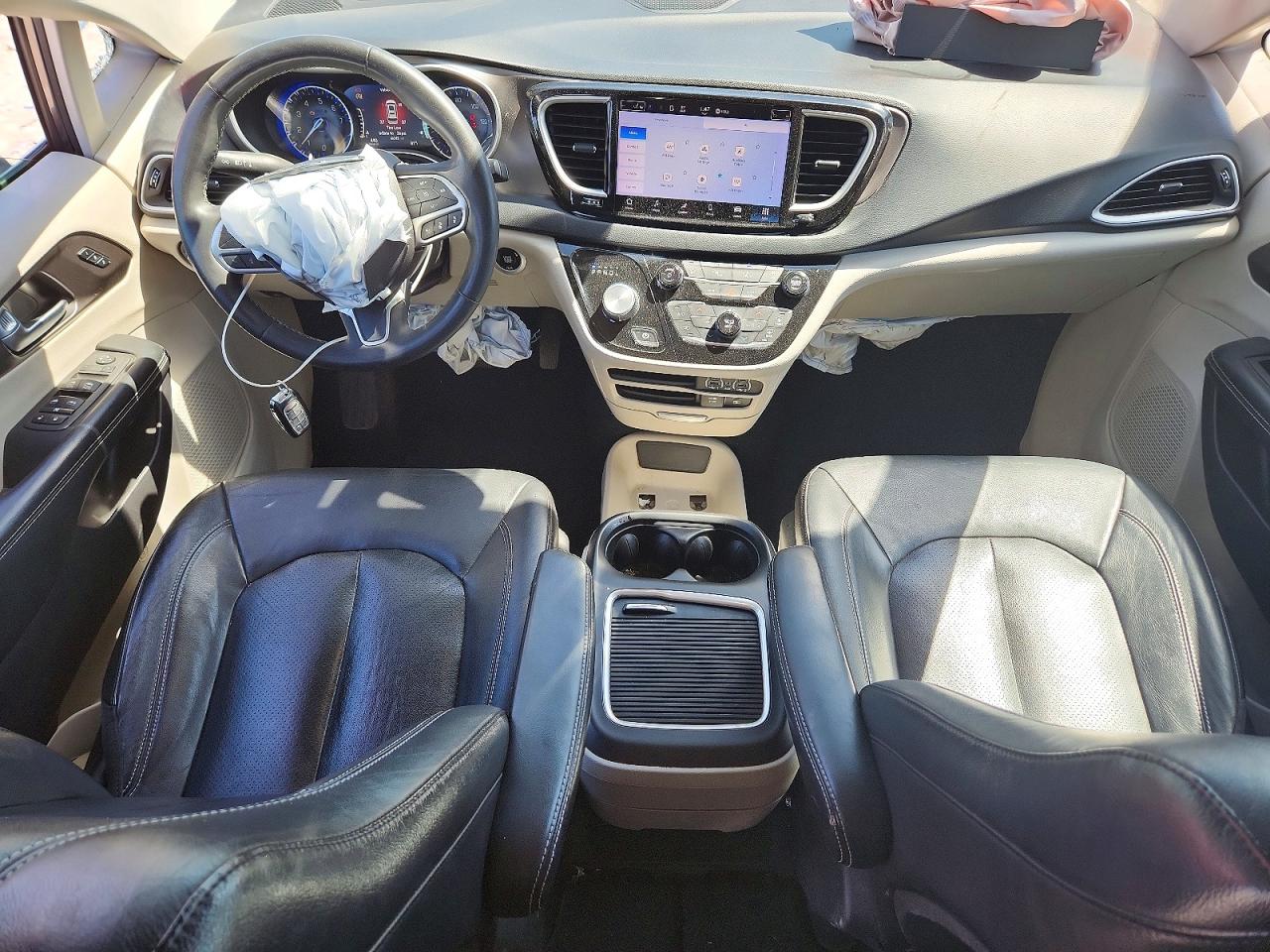 Chrysler Pacifica Touring L