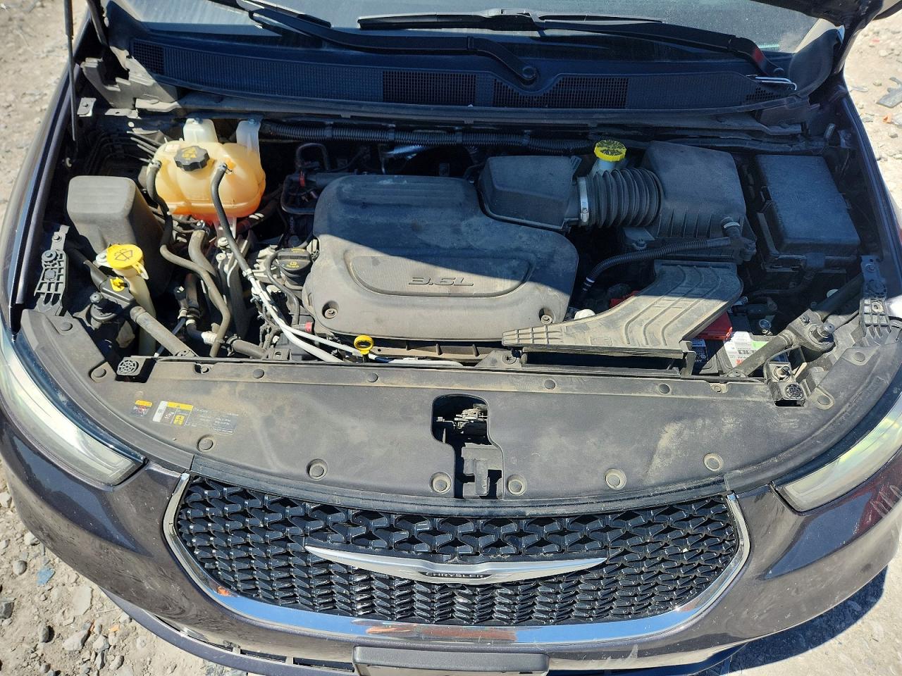 Chrysler Pacifica Touring L