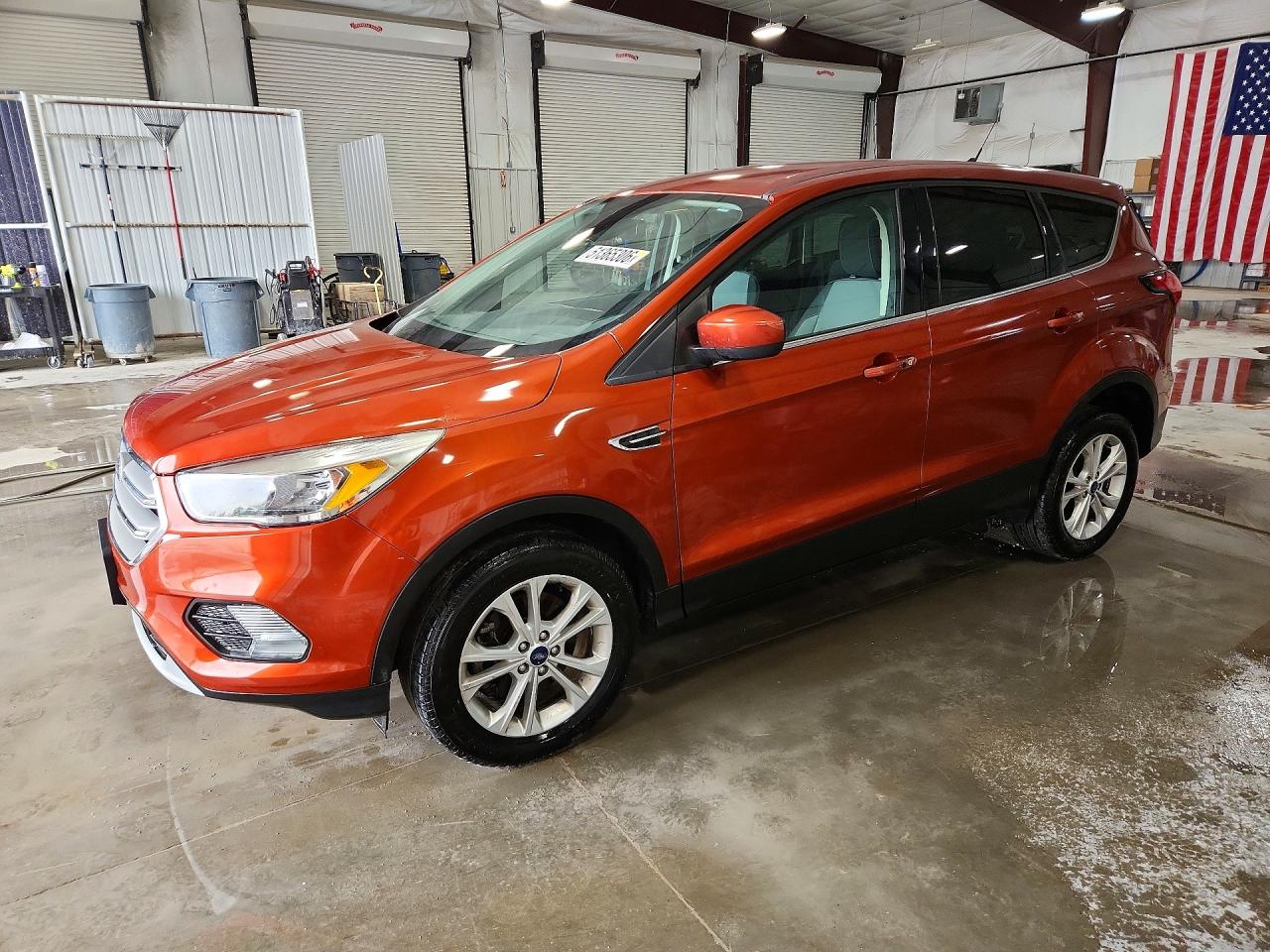 Salvage Ford Escape Image