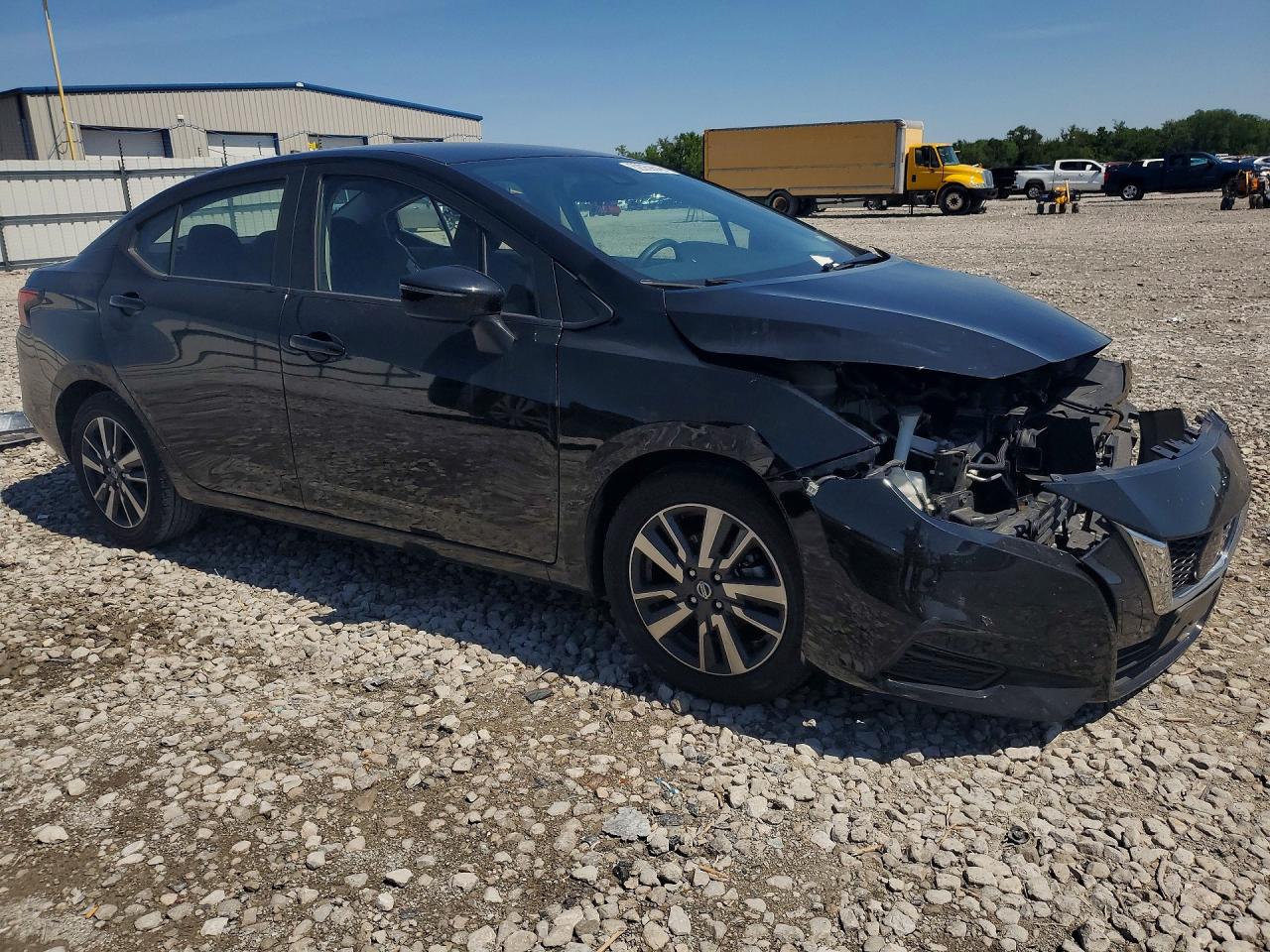 Nissan Versa Sv
