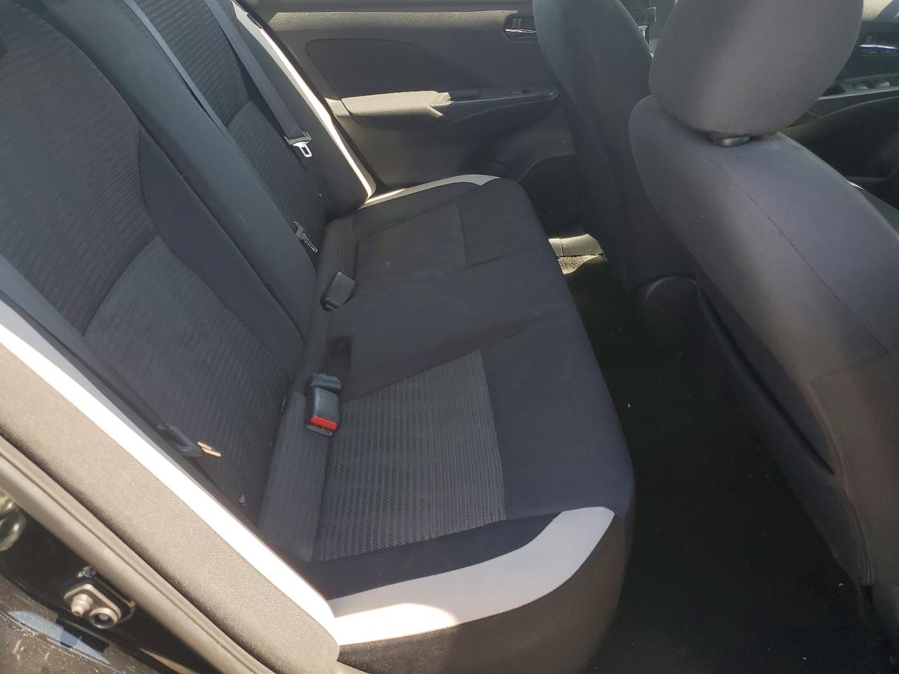 Nissan Versa Sv