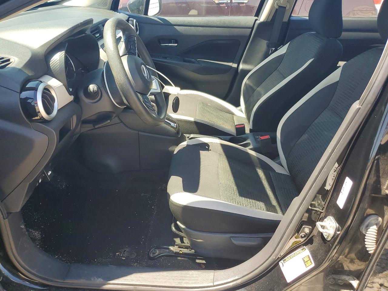 Nissan Versa Sv