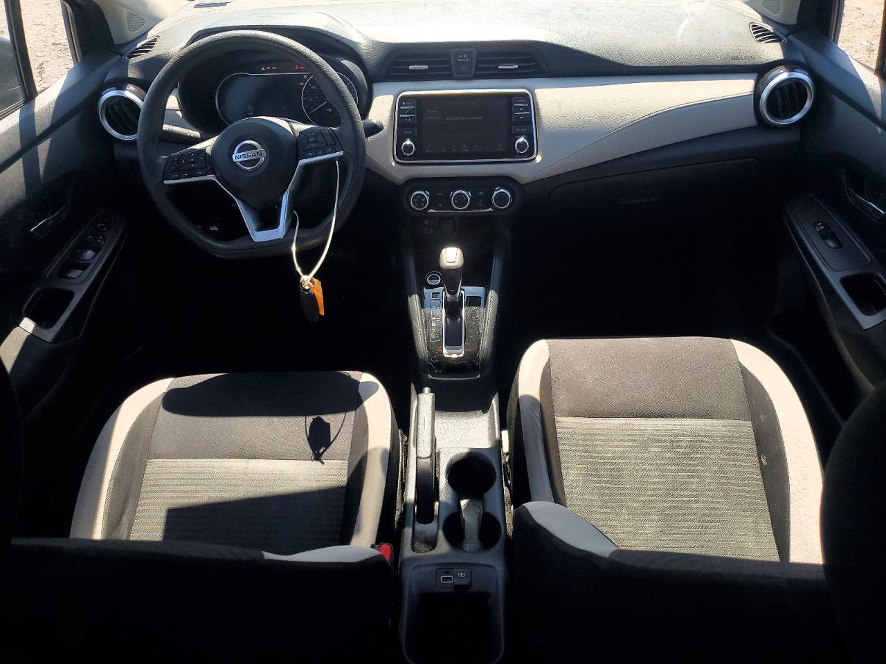 Nissan Versa Sv