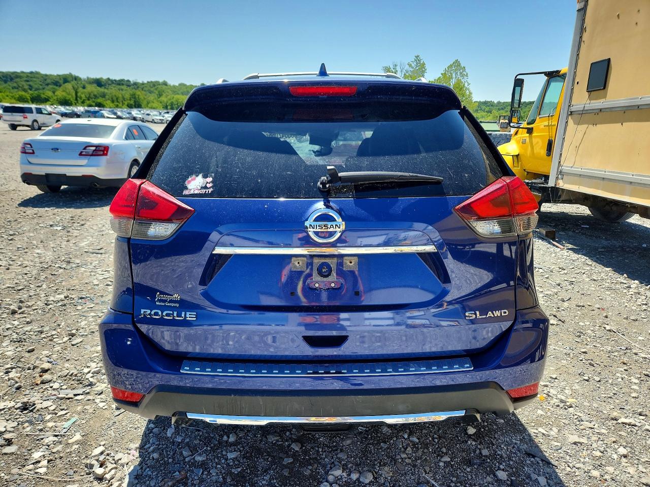Nissan Rogue S