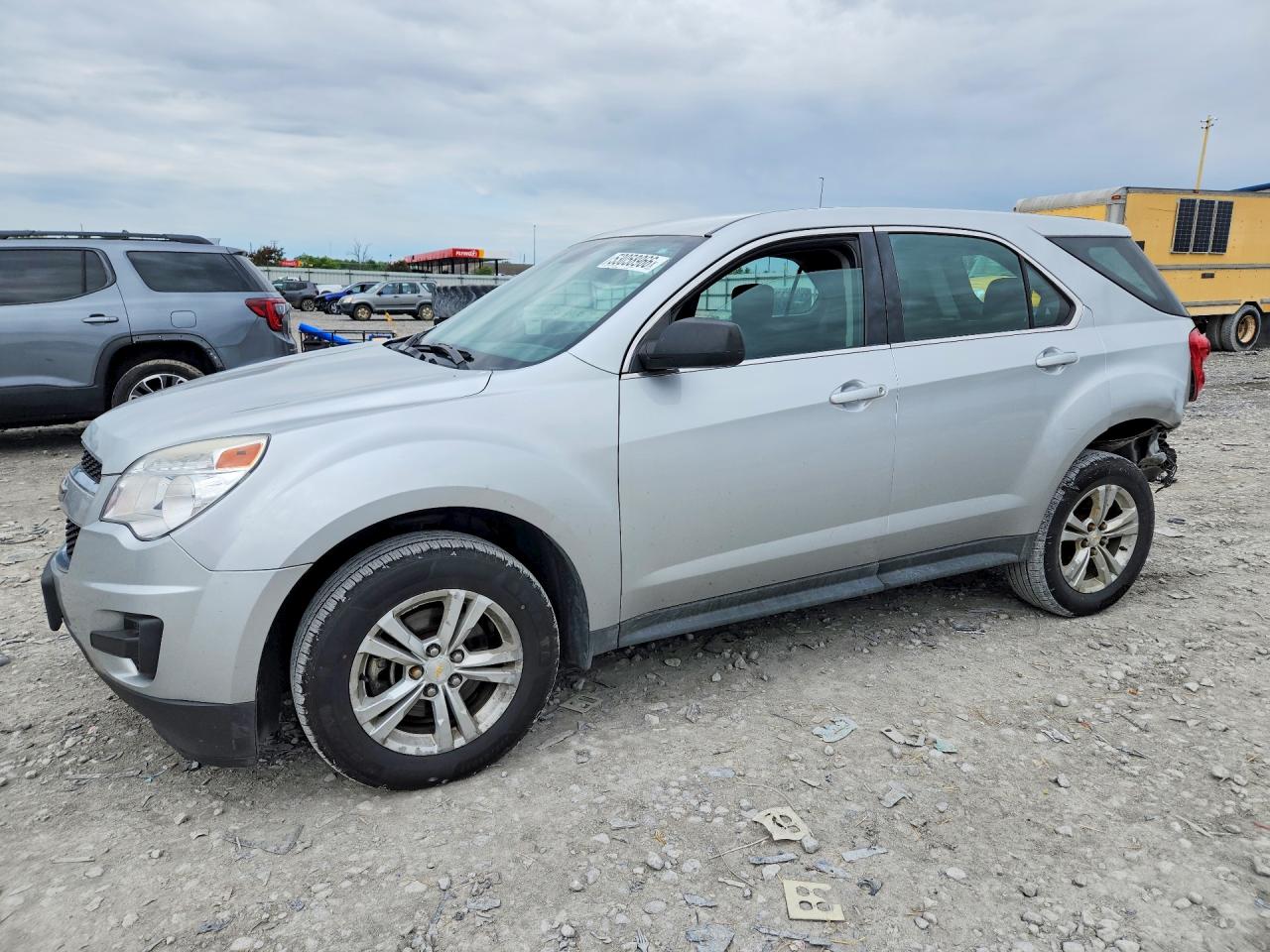 Salvage Chevrolet Equinox Image