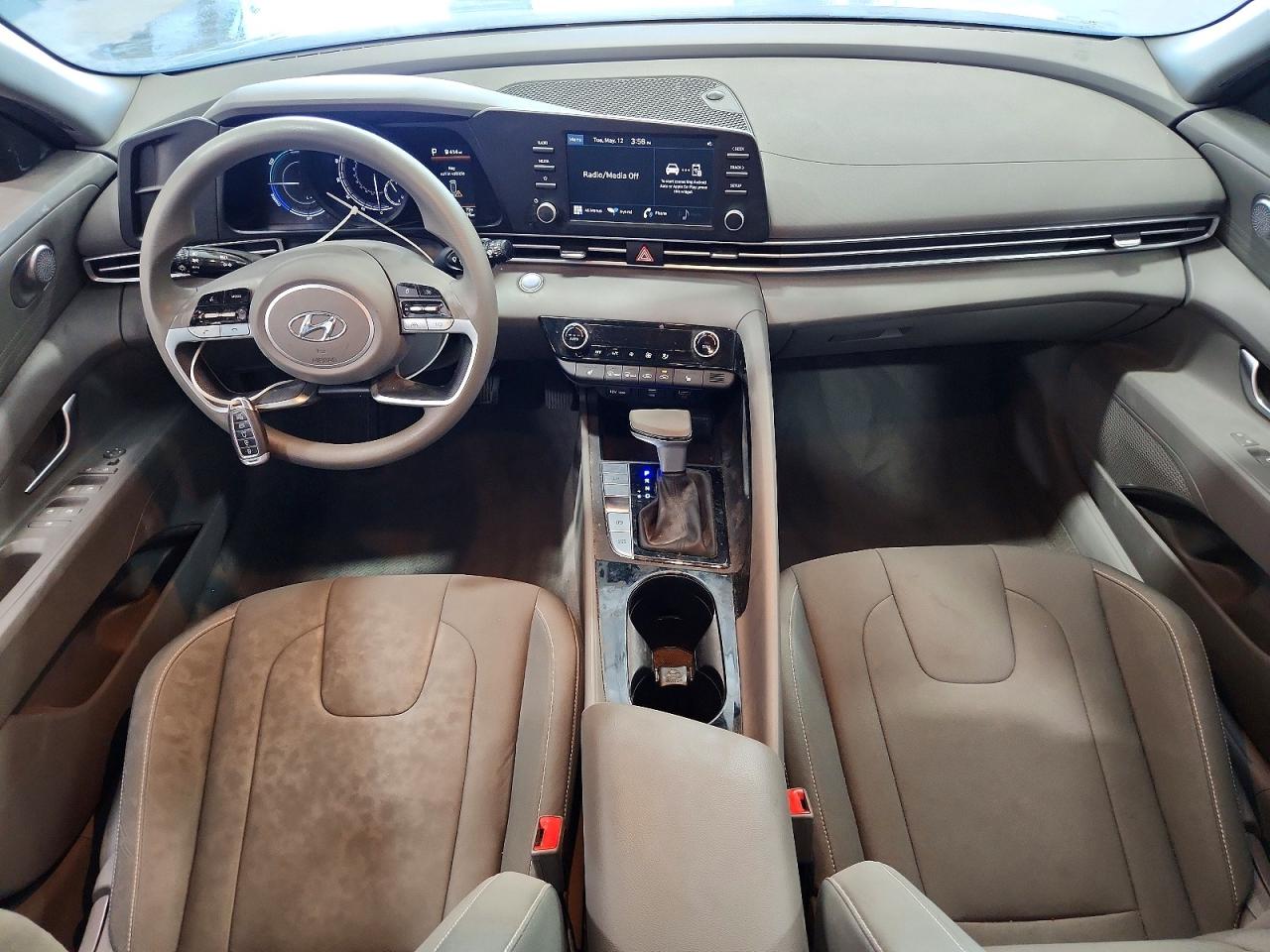 Hyundai ELANTRA Blue