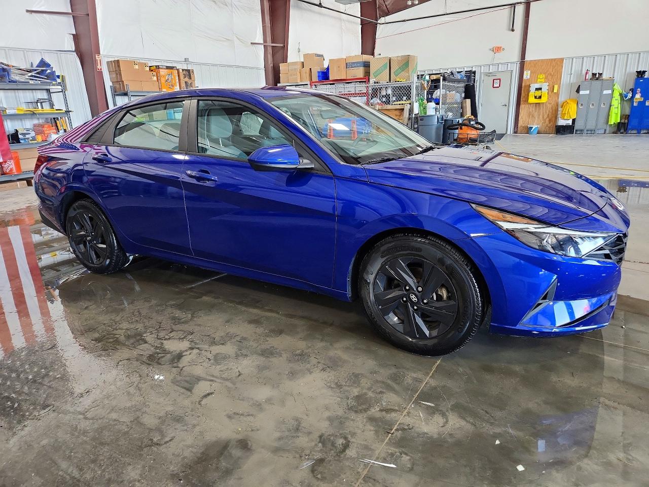 Hyundai ELANTRA Blue