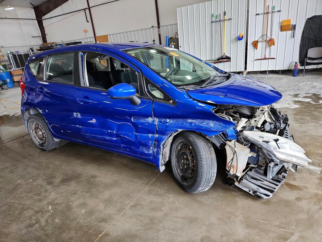 Nissan Versa Sv