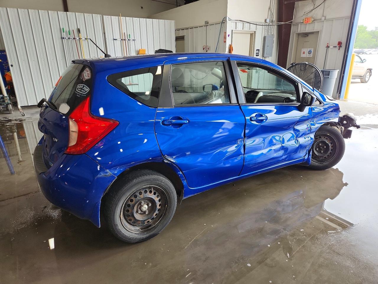 Nissan Versa Sv