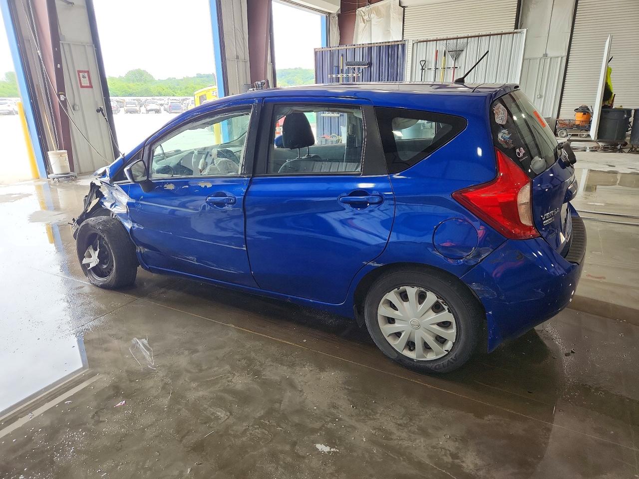 Nissan Versa Sv
