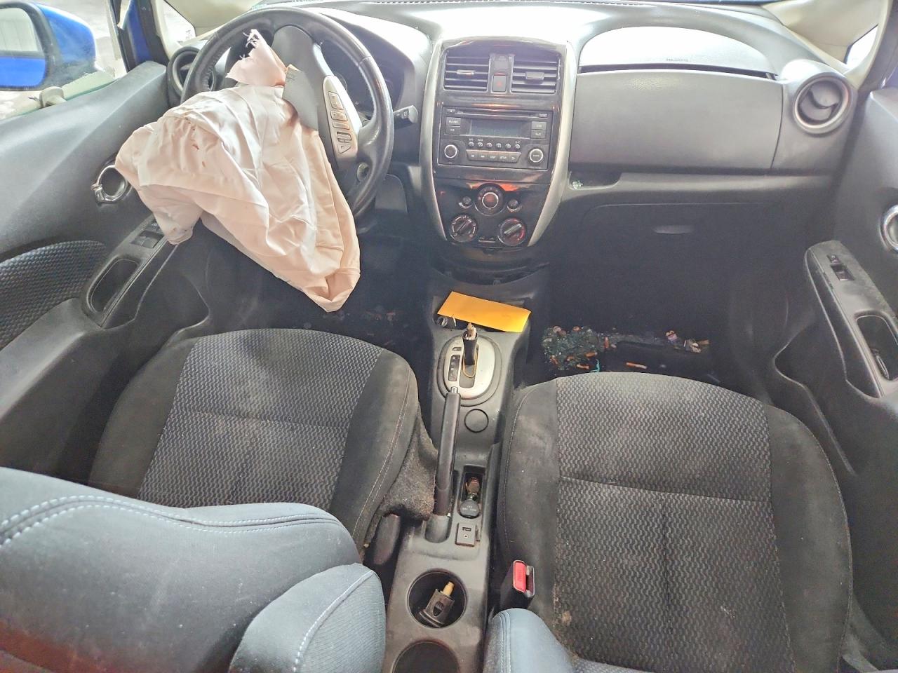 Nissan Versa Sv