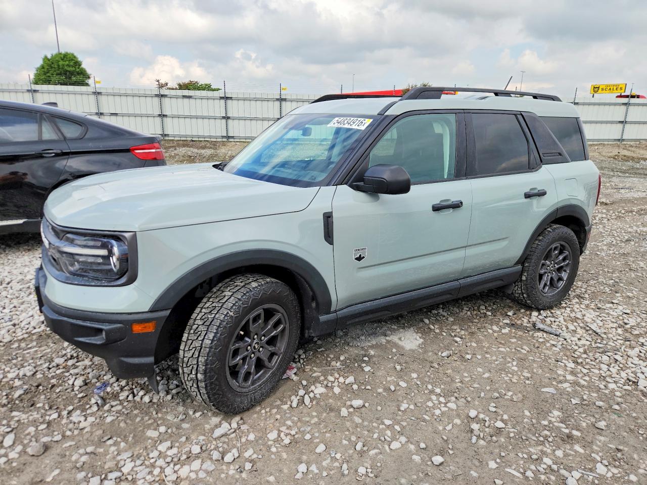Salvage Ford Bronco Image