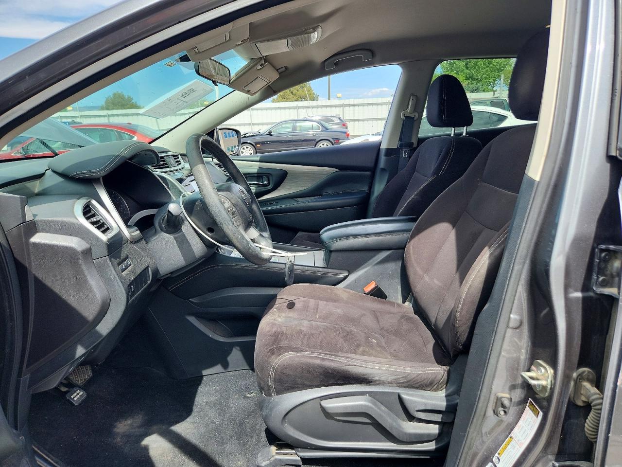 Nissan Murano S