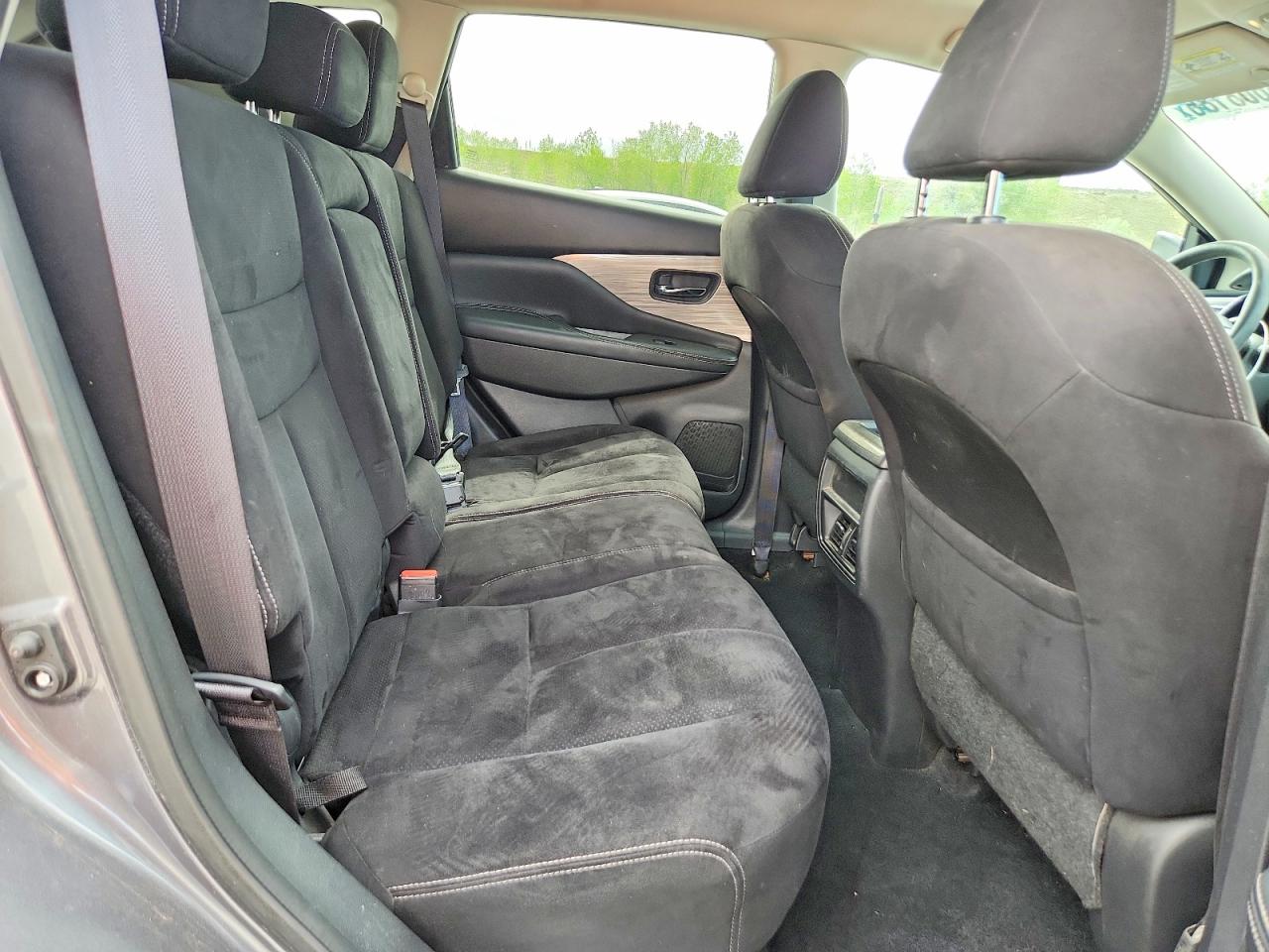 Nissan Murano S