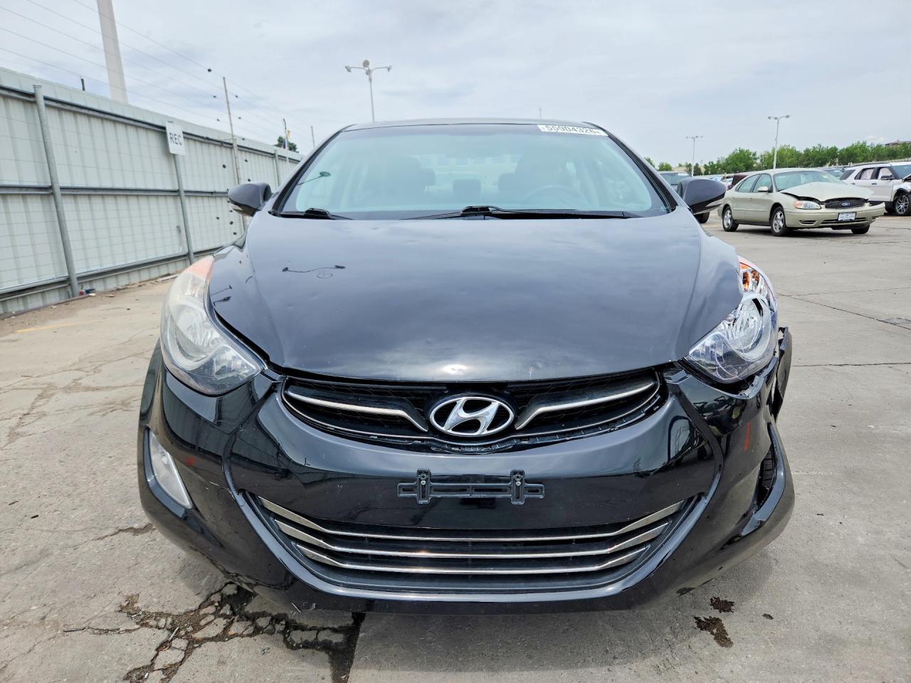 Hyundai ELANTRA Limited