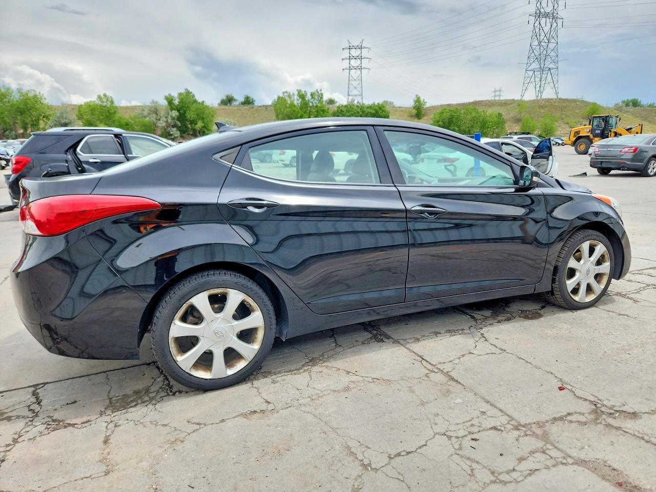 Hyundai ELANTRA Limited