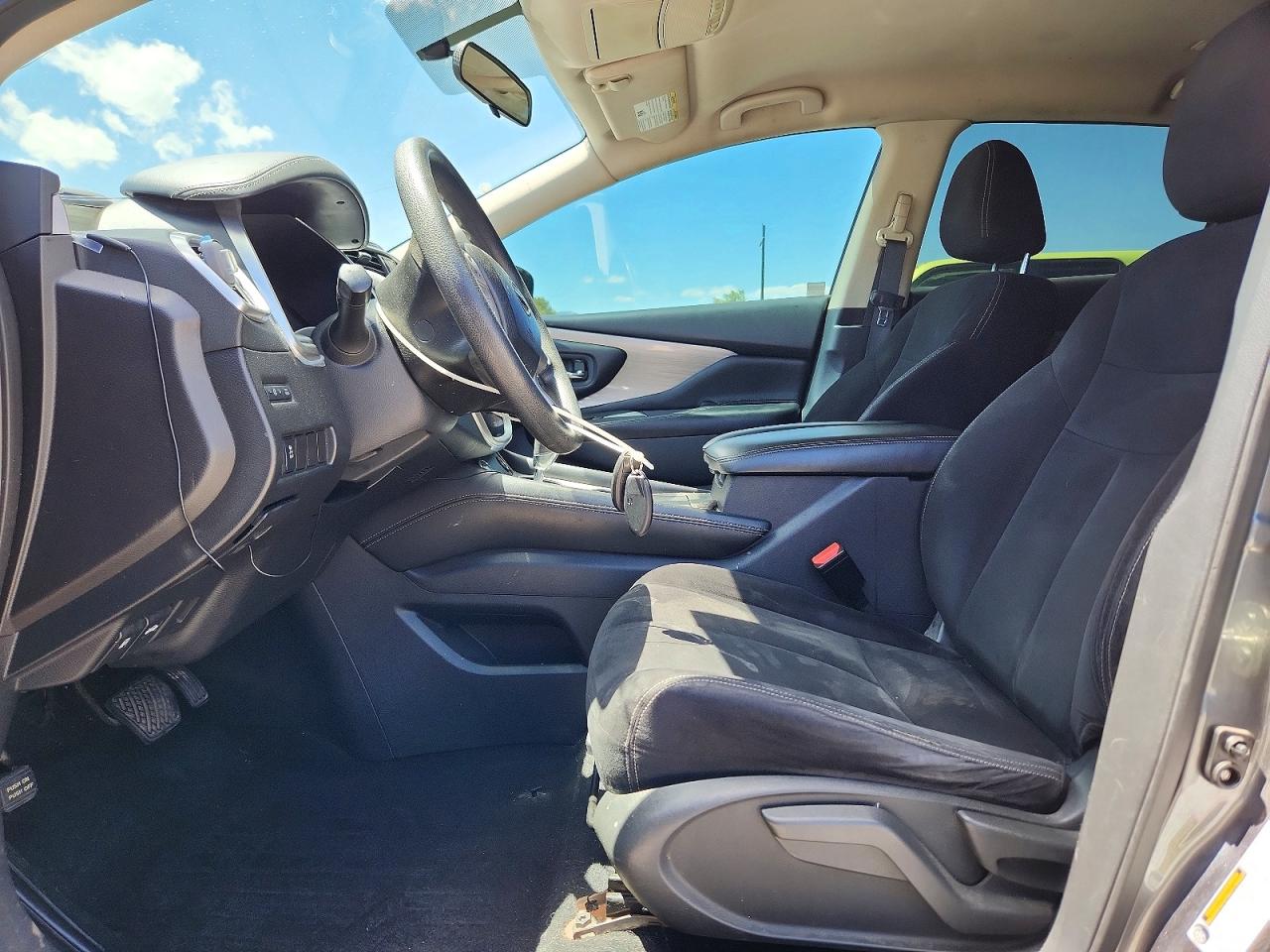 Nissan Murano S