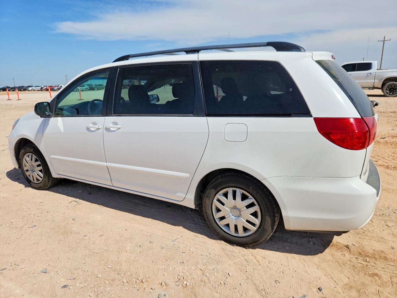 Toyota Sienna Le 7-passenger