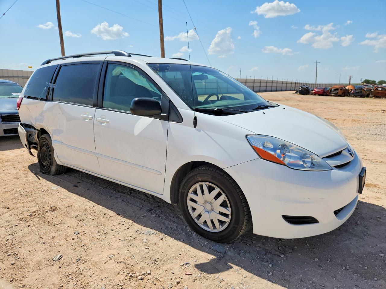 Toyota Sienna Le 7-passenger