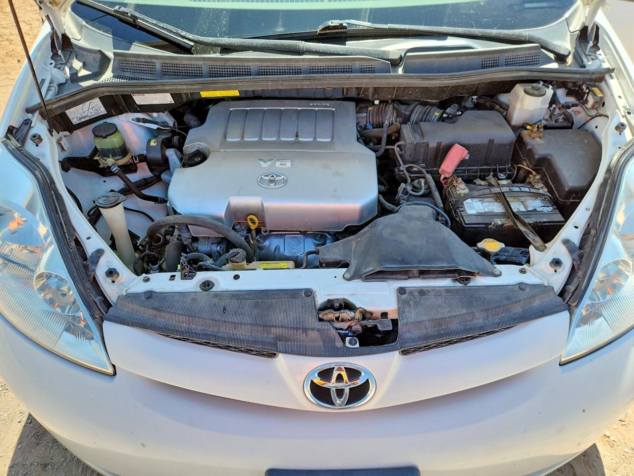 Toyota Sienna Le 7-passenger