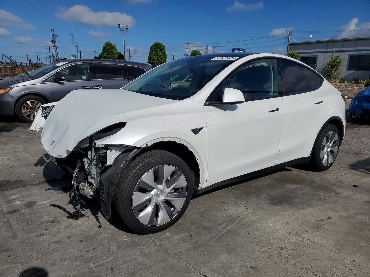 Salvage Tesla Model Y Image