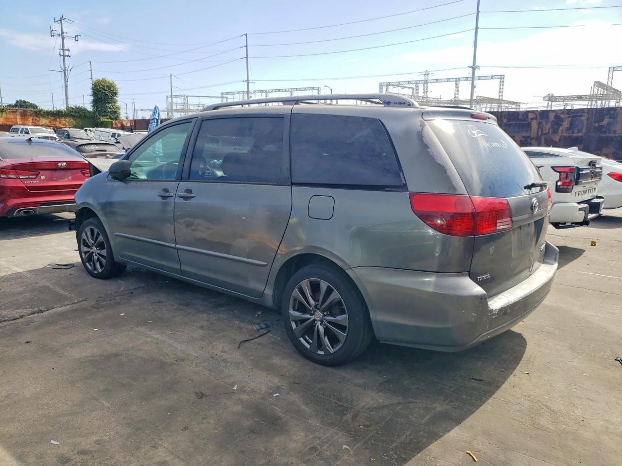 Toyota Sienna Le 8 Passenger