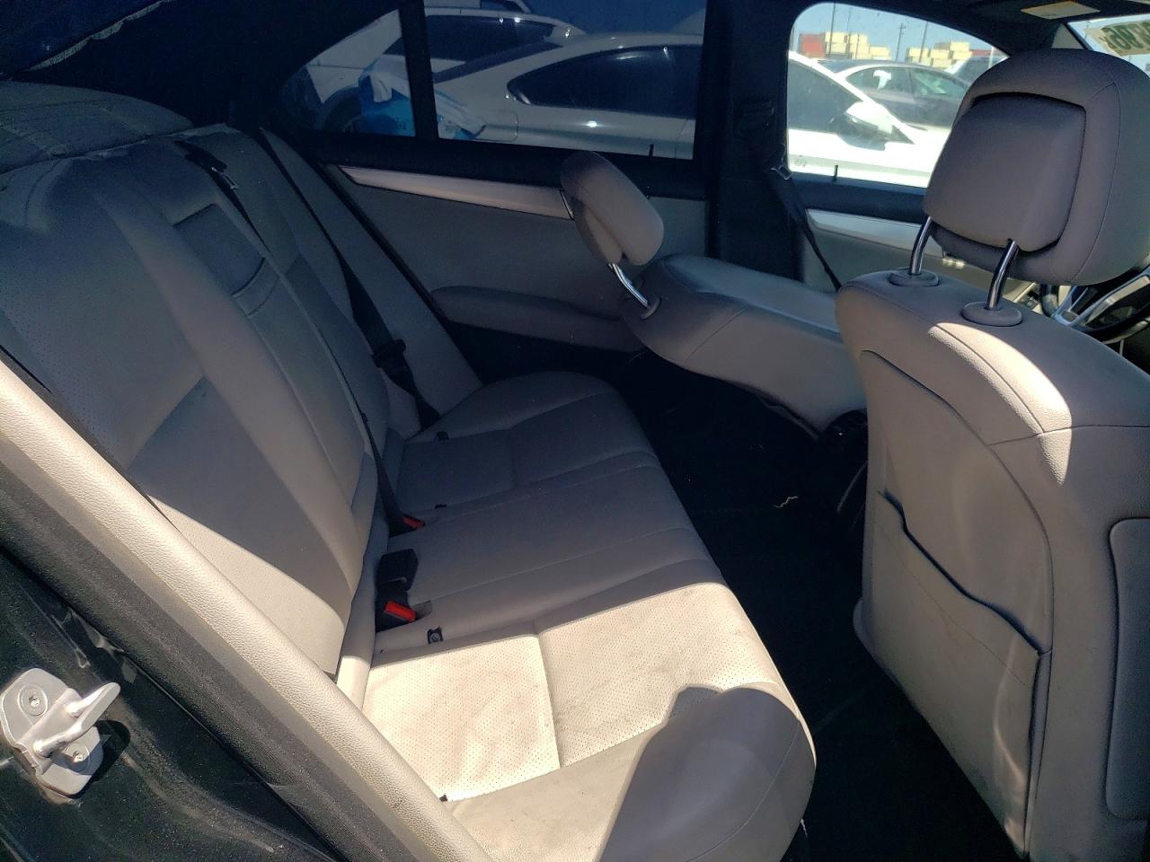 Mercedes-Benz C-Class 250