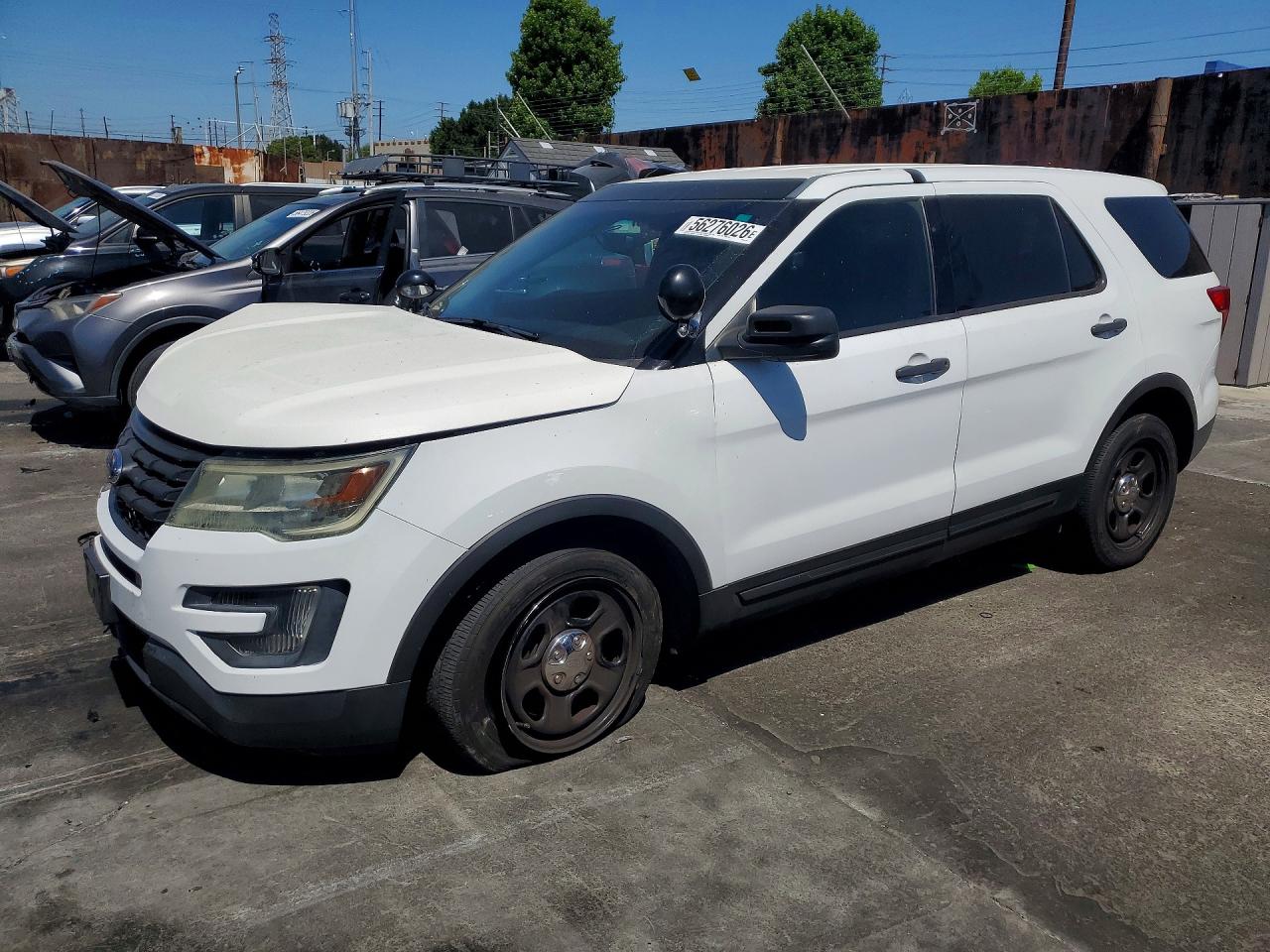 Salvage Ford Explorer Image