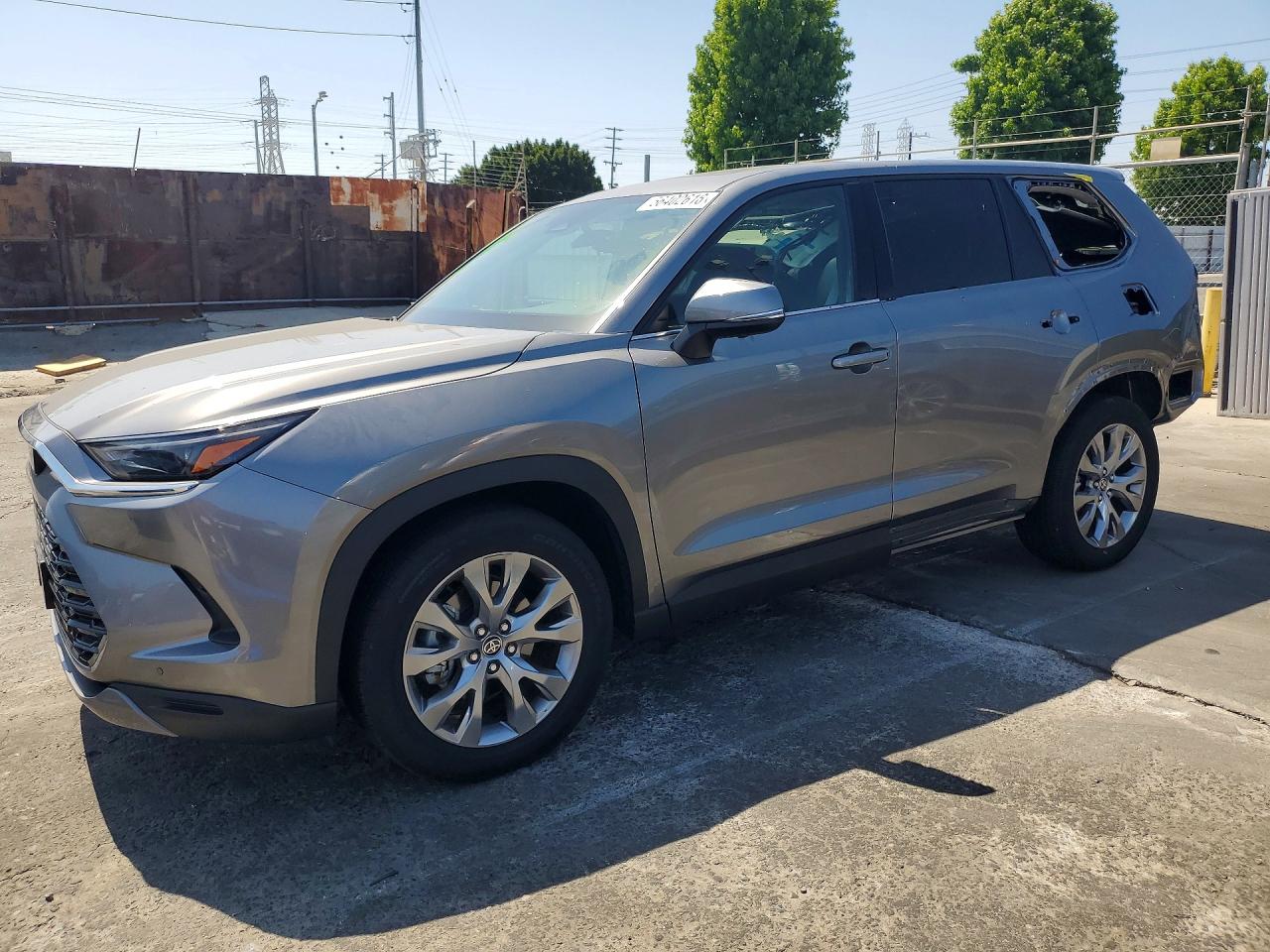 Salvage Toyota Grand Highlander Hybrid Image