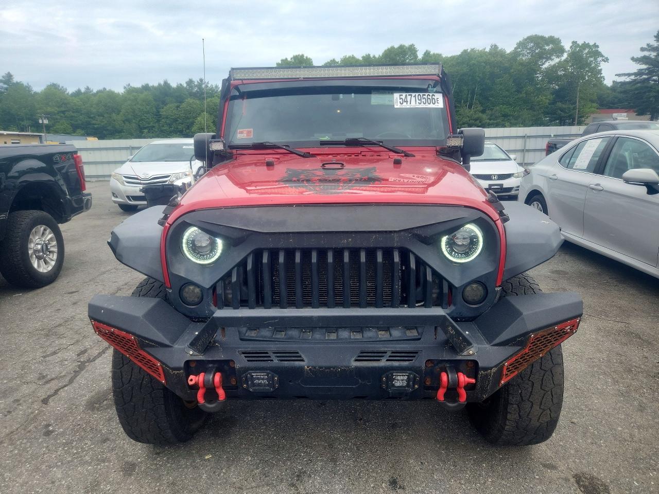Jeep Wrangler Sahara