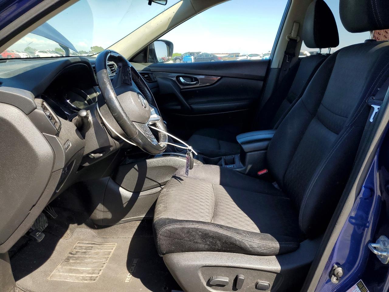 Nissan Rogue Sv