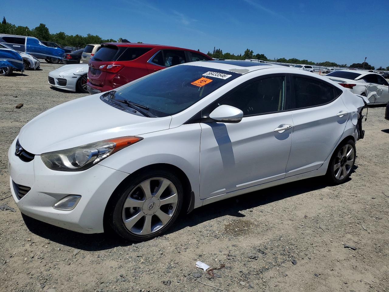 Salvage Hyundai ELANTRA Image