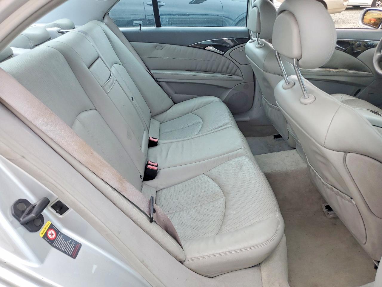 Mercedes-Benz E-Class 320