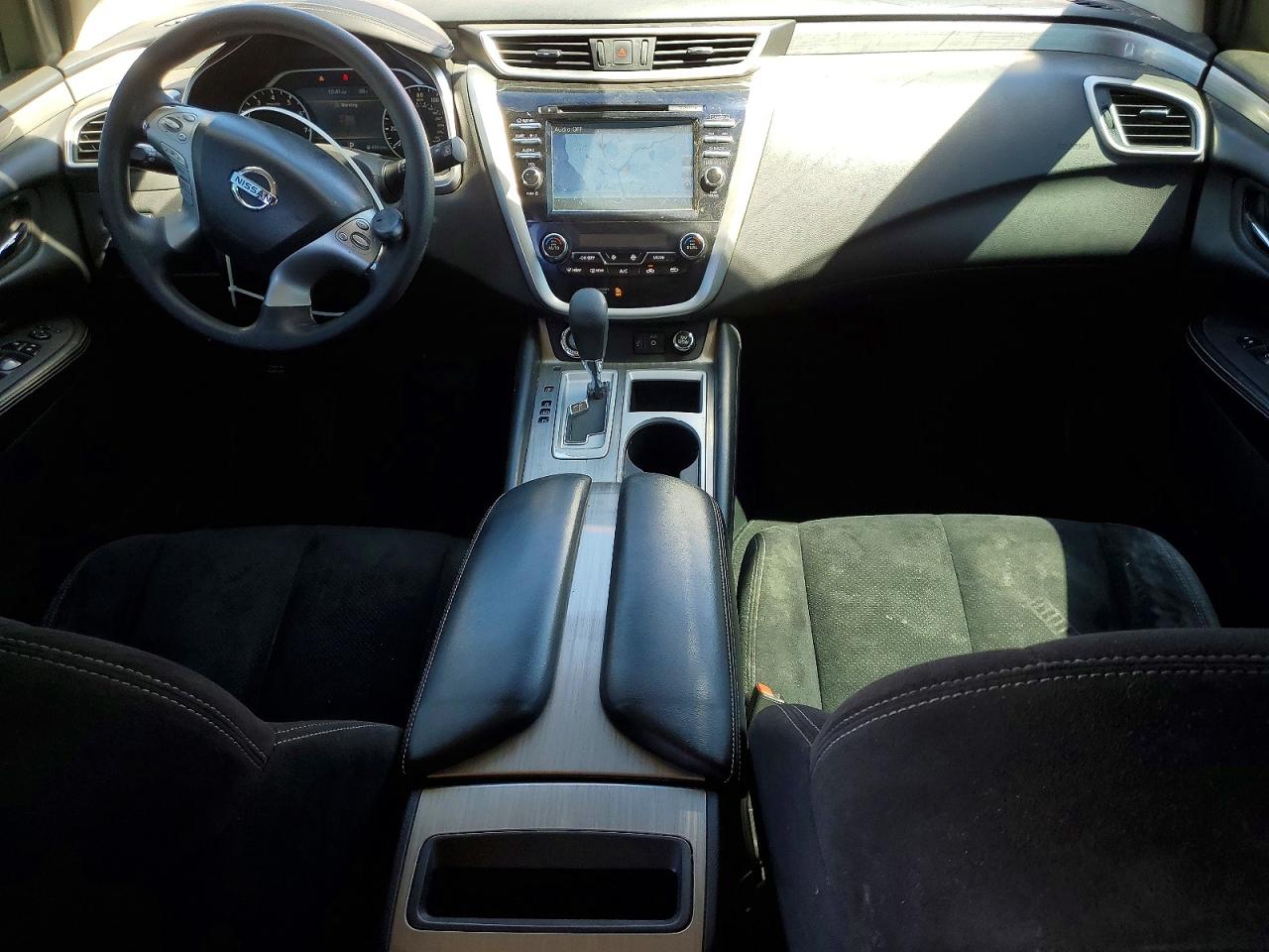 Nissan Murano S