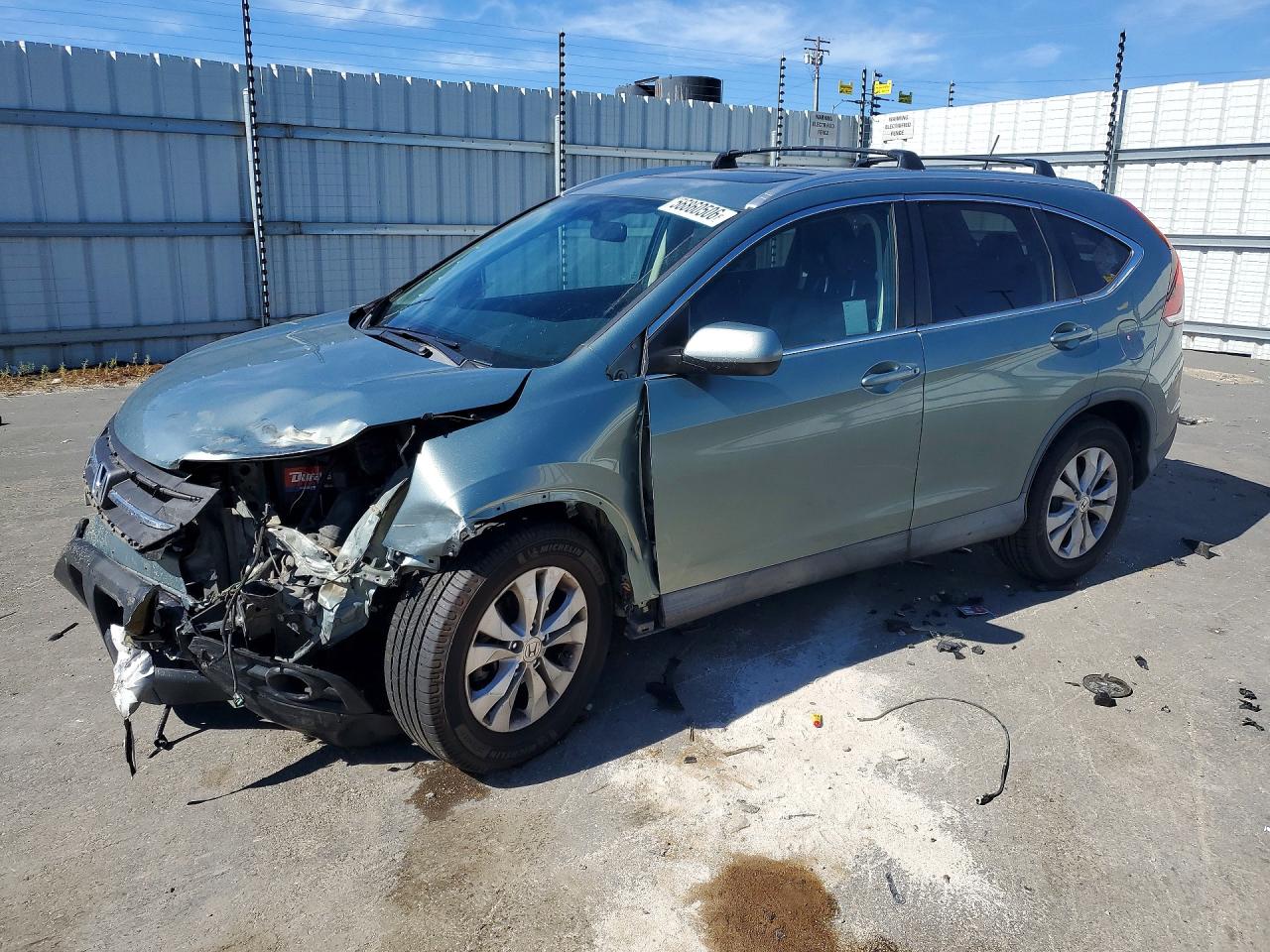 Salvage Honda Crv Image