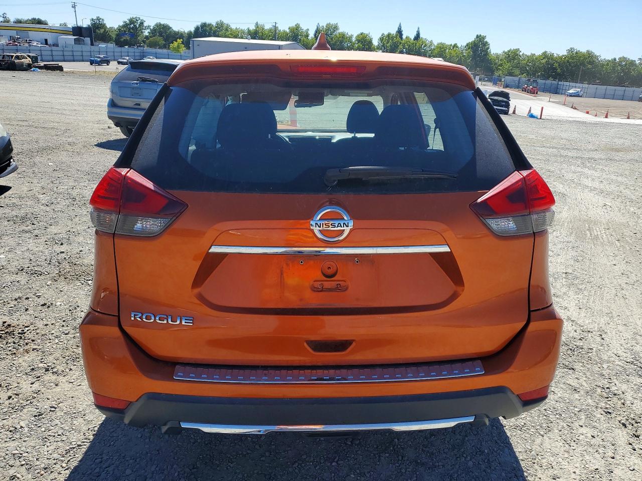 Nissan Rogue S