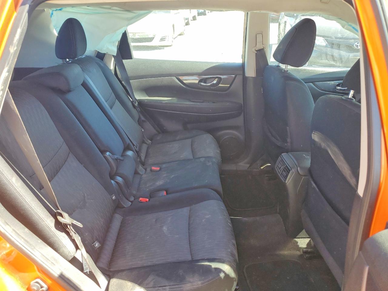 Nissan Rogue S