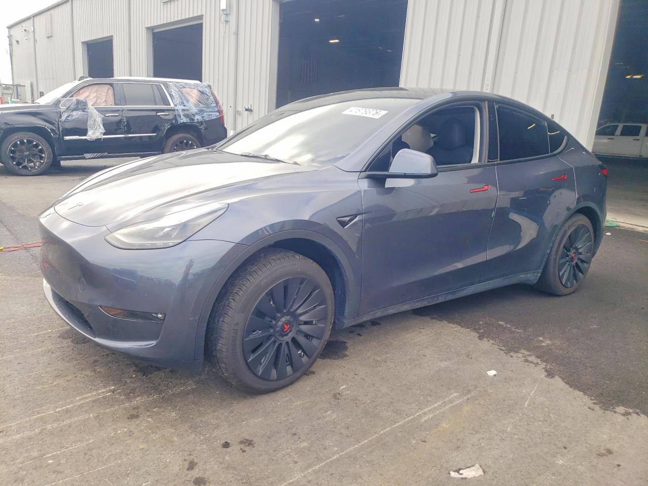 Salvage Tesla Model Y Image