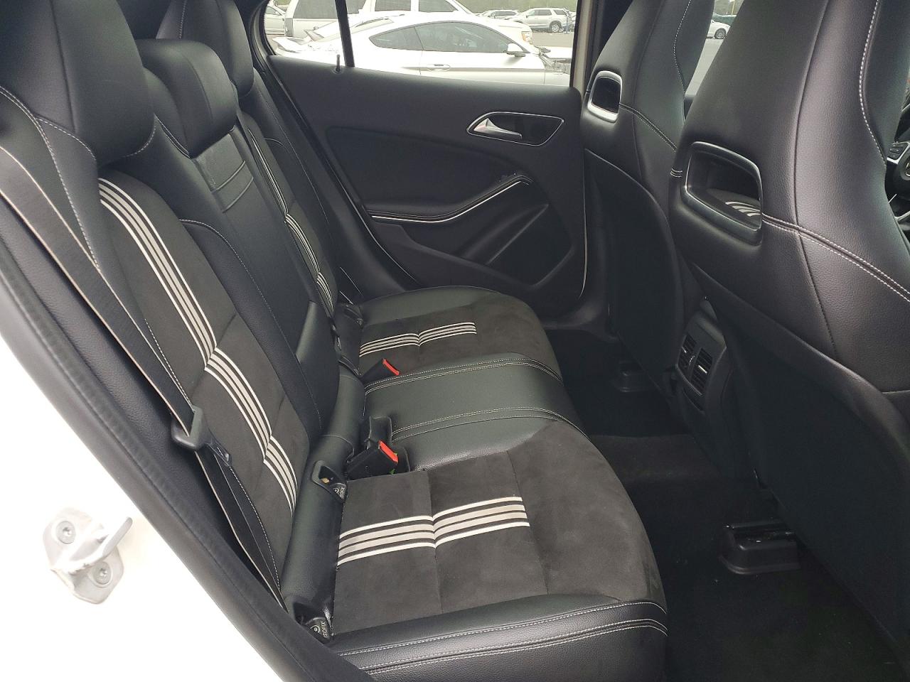 Mercedes-Benz GLA 250 4matic