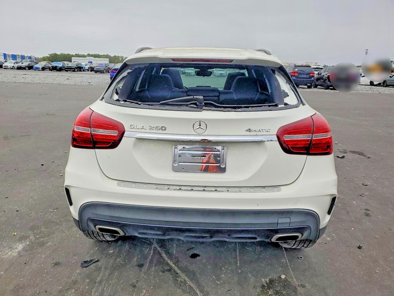 Mercedes-Benz GLA 250 4matic